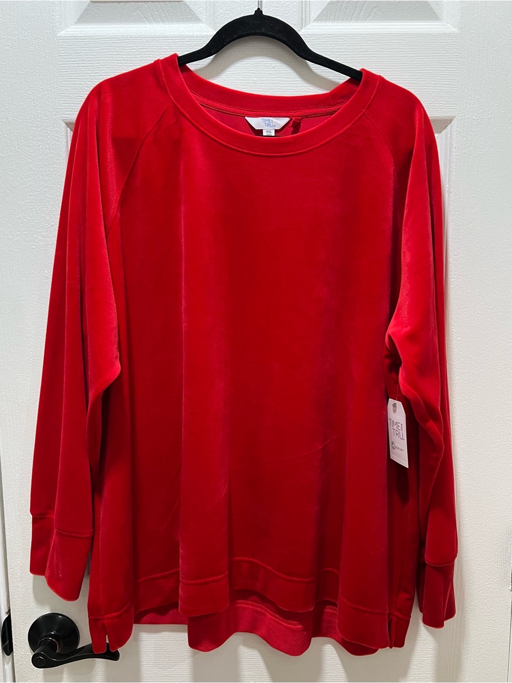 NWT Time and Tru Red Velour Crewneck Top Oversized XXL (20)